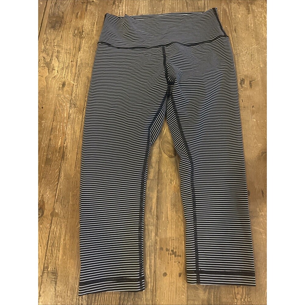Lululemon Wunder Under Crop (High-Rise) Luxtreme 21" Parallel Stripe Size 10